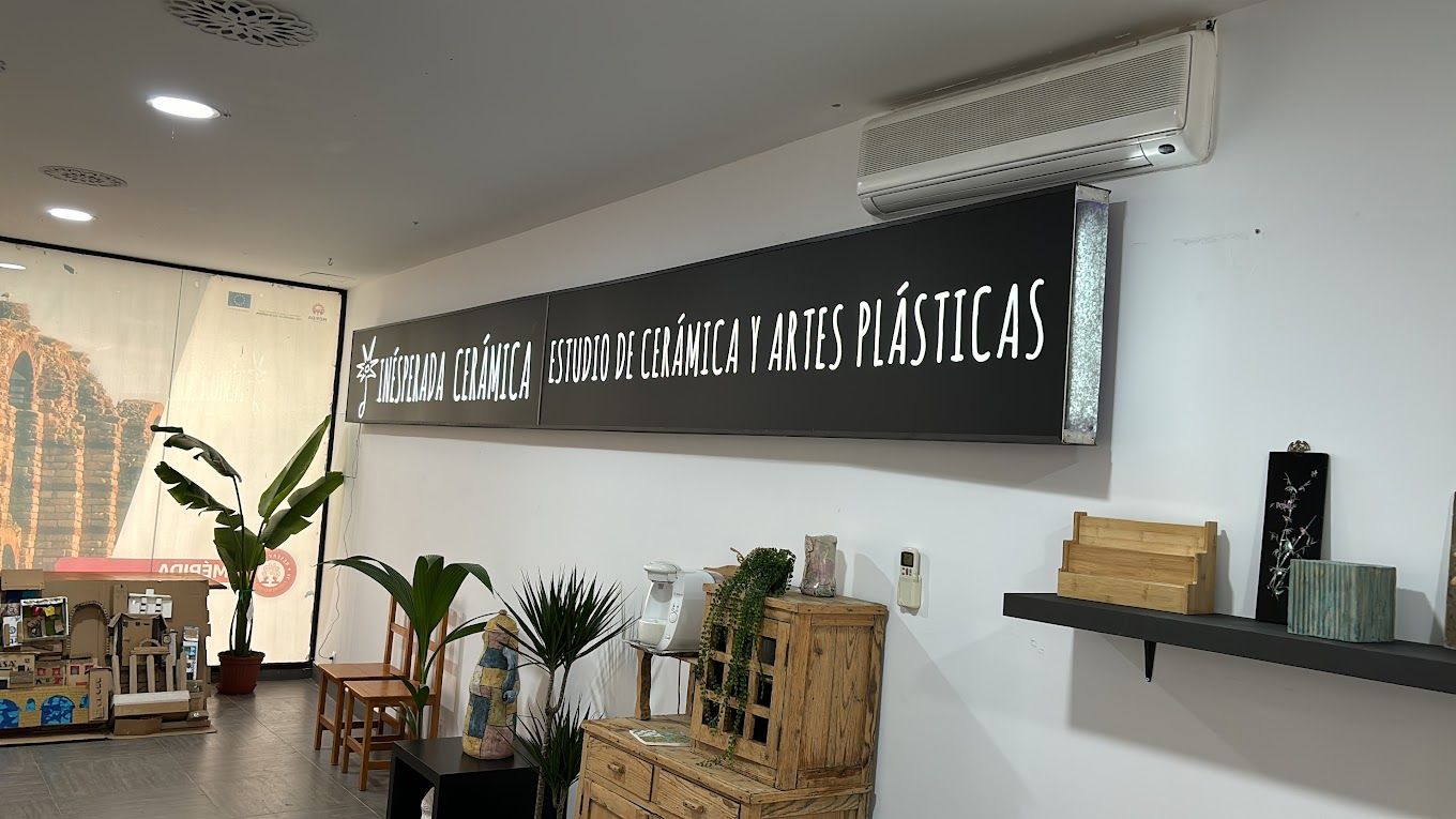 Inésperada Cerámica Estudio de Cerámica y Artes plásticas